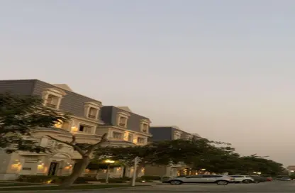 أي فيلا - 4 غرف نوم - 4 حمامات للبيع في ماونتن فيو اكتوبر بارك - الحي السادس - مدينة 6 أكتوبر - الجيزة