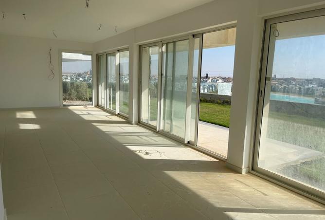 8379860 - Property Image 3