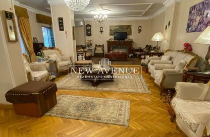 Apartment - 4 Bedrooms - 2 Bathrooms for sale in Nabil Al Wakkad St. - Ard El Golf - Heliopolis - Masr El Gedida - Cairo