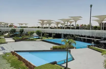 محل - استوديو للايجار في شارع التسعين الجنوبي - التجمع الخامس - مدينة القاهرة الجديدة - القاهرة