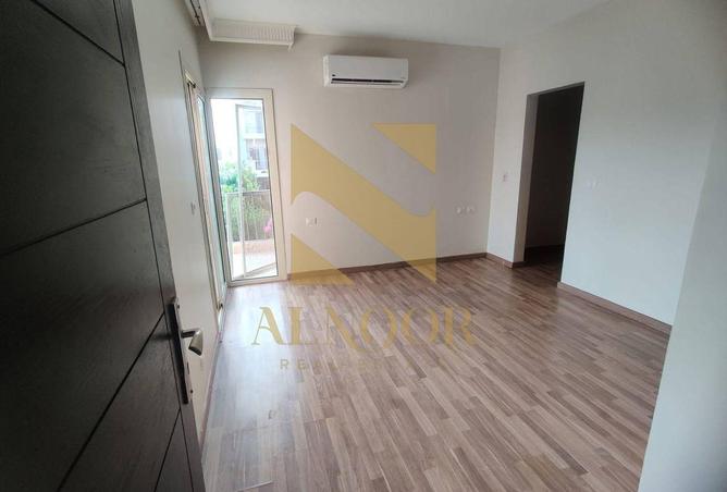 8274021 - Property Image 3