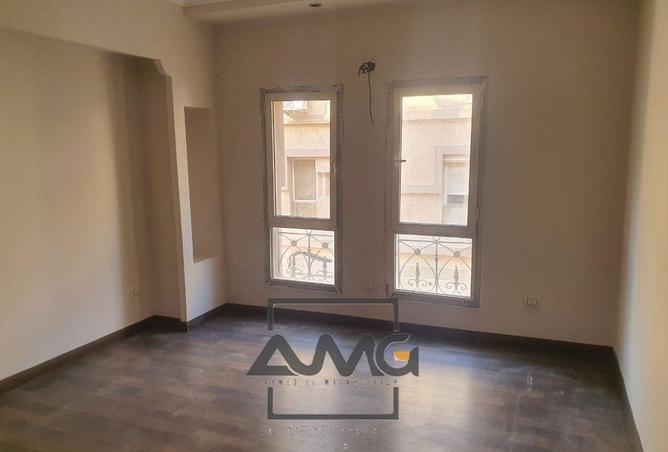 8380709 - Property Image 2