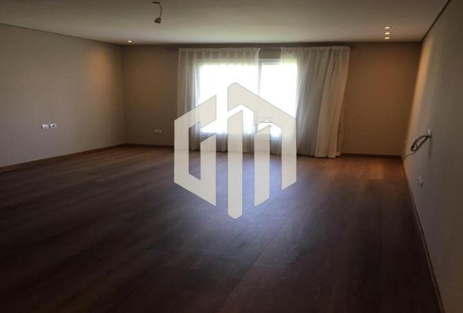 8027786 - Property Image 3