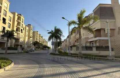 Apartment - 3 Bedrooms - 3 Bathrooms for sale in Sarai - Mostakbal City Compounds - Mostakbal City - Future City - Cairo