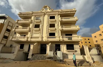 Apartment - 3 Bedrooms - 3 Bathrooms for sale in Sheikh Zayed City - Giza
