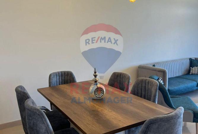 8172312 - Property Image 2