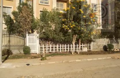 Apartment - 2 Bedrooms - 1 Bathroom for sale in Degla Palms - Al Wahat Road - 6 October City - Giza