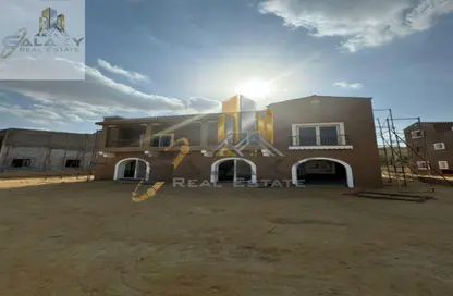 Villa - 5 Bedrooms - 5 Bathrooms for sale in Hyde Park - 5th Settlement Compounds - The 5th Settlement - New Cairo City - Cairo