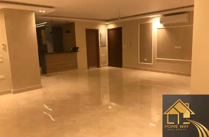 Apartment - 4 Bedrooms - 3 Bathrooms for rent in The Residences - Hyde Park - New Cairo City - Cairo