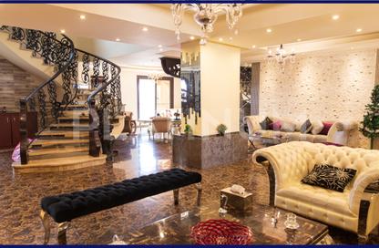 Duplex - 5 Bedrooms - 6 Bathrooms for sale in Ademon Fremon St. - Smouha - Hay Sharq - Alexandria