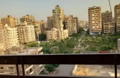 Apartment - 2 Bedrooms - 1 Bathroom for rent in Dr Naguib Mahfouz St. - 8th Zone - Nasr City - Cairo