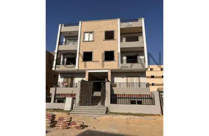 Apartment - 3 Bedrooms - 2 Bathrooms for sale in 5th District - Sheikh Zayed City - Giza