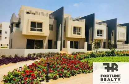 Townhouse - 3 Bedrooms - 3 Bathrooms for rent in Garden Residence - Hyde Park - New Cairo City - Cairo