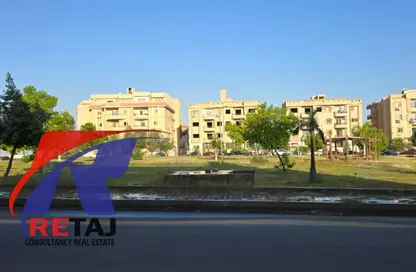 Apartment - 3 Bedrooms - 2 Bathrooms for sale in Al Sadat Axis - Section 12 - 1st District - Obour City - Qalyubia