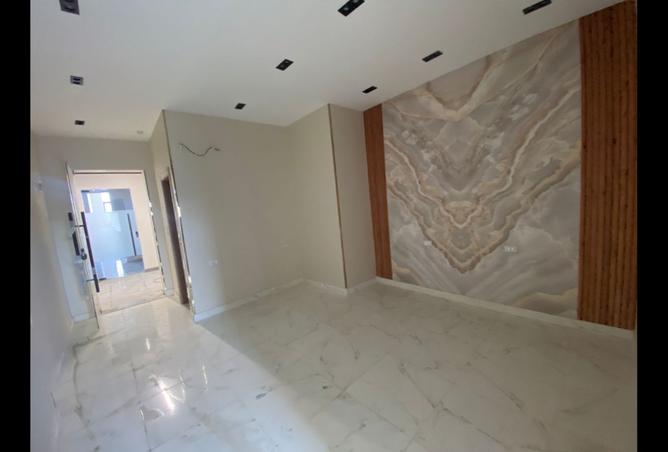 8023898 - Property Image 3