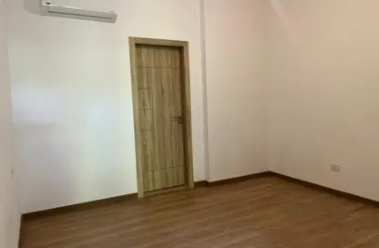 شقة - 2 حمامات للايجار في مون ريزيدنس - فيفث سكوير - التجمع الخامس - مدينة القاهرة الجديدة - القاهرة