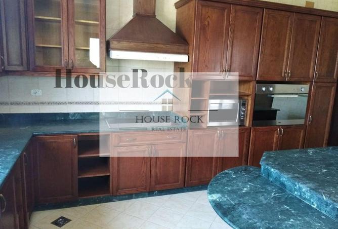 8330724 - Property Image 2