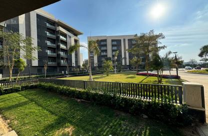 Apartment - 2 Bedrooms - 2 Bathrooms for sale in Madinaty - Cairo