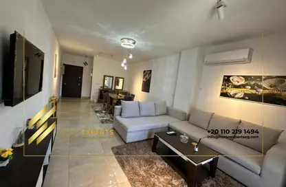 شقة - 3 غرف نوم - 3 حمامات للايجار في مون ريزيدنس - فيفث سكوير - التجمع الخامس - مدينة القاهرة الجديدة - القاهرة