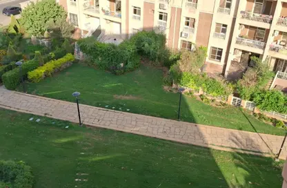 Apartment - 2 Bedrooms - 2 Bathrooms for sale in Madinaty - Cairo