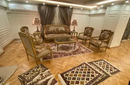 Apartment - 4 Bedrooms - 3 Bathrooms for sale in Cleopatra St. - El Korba - Heliopolis - Masr El Gedida - Cairo