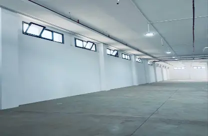 مخزن - استوديو - 5 حمامات للايجار في مدينة العاشر من رمضان - الشرقية