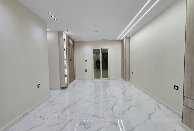 8362940 - Property Main Image