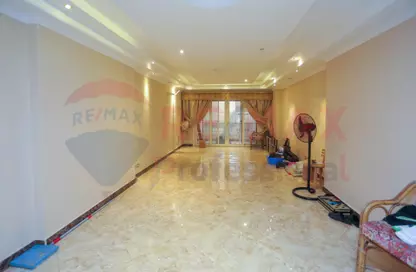 Apartment - 3 Bedrooms - 3 Bathrooms for sale in Glim - Hay Sharq - Alexandria