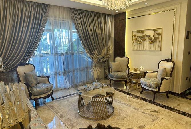 8064712 - Property Image 2