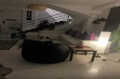 Duplex - 2 Bedrooms - 3 Bathrooms for rent in Al Amal St. - Sheikh Zayed City - Giza