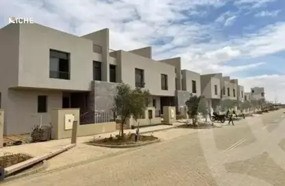 Townhouse - 3 Bedrooms - 3 Bathrooms for sale in O West - 6 October Compounds - 6 October City - Giza