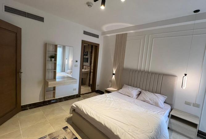 8087015 - Property Image 2