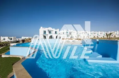 Townhouse - 4 Bedrooms - 4 Bathrooms for sale in Mountain View - Ras Al Hekma - North Coast
