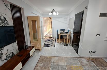 Apartment - 3 Bedrooms - 1 Bathroom for sale in Cleopatra - Hay Sharq - Alexandria