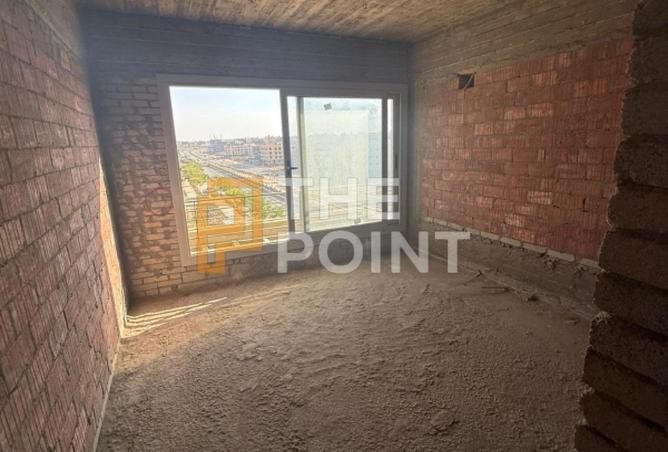 8450192 - Property Image 2