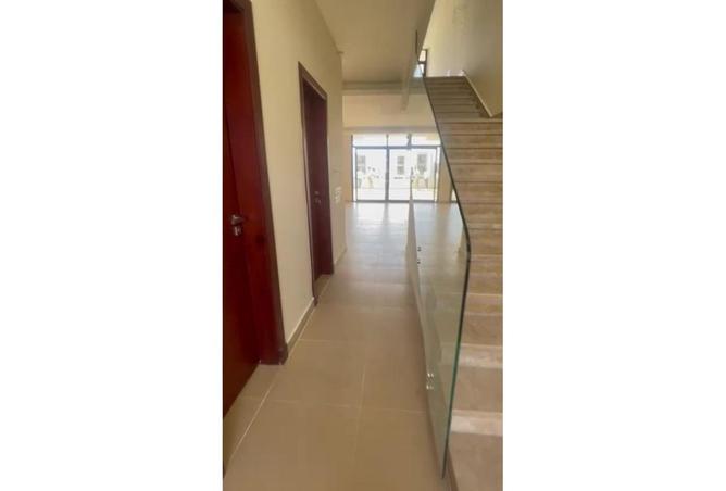 8224104 - Property Image 2