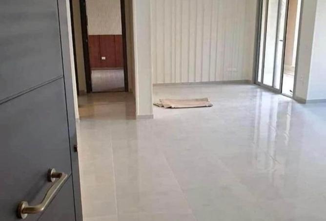 8016880 - Property Image 3