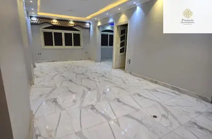 شقة - 3 غرف نوم - 1 حمام للبيع في شبرا الخيمة - القاهرة