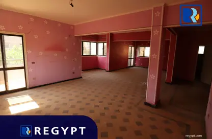 Apartment - 4 Bedrooms - 3 Bathrooms for sale in Sarayat Al Maadi - Hay El Maadi - Cairo