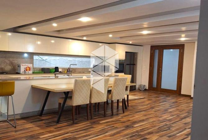 8233797 - صورة العقار 3