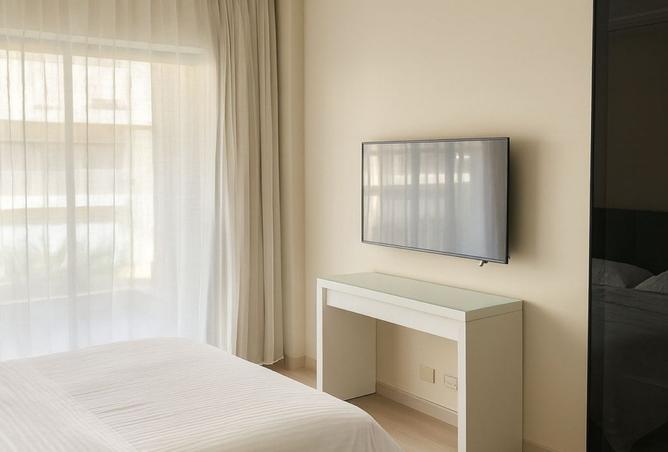 8304089 - Property Image 3