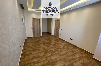 Apartment - 3 Bedrooms - 3 Bathrooms for sale in 16th District - Sheikh Zayed City - Giza