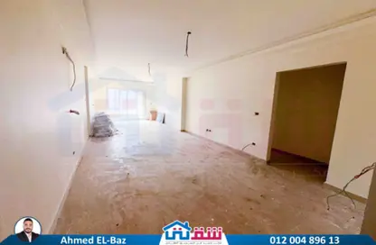 Apartment - 4 Bedrooms - 3 Bathrooms for sale in Muruj - Smouha - Hay Sharq - Alexandria