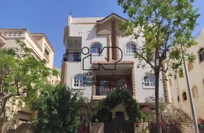 Apartment - 3 Bedrooms - 2 Bathrooms for sale in District 4 - The 5th Settlement - New Cairo City - Cairo