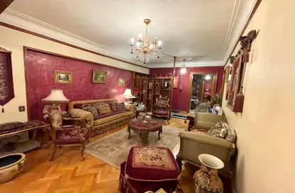 Apartment - 2 Bedrooms - 2 Bathrooms for sale in Arafat St. - Dokki - Giza