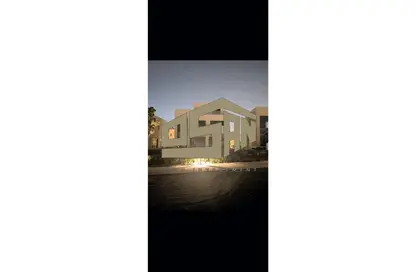 Villa - 7 Bedrooms - 7 Bathrooms for sale in O West - 6 October Compounds - 6 October City - Giza