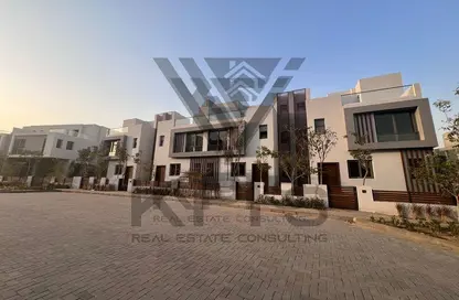 Townhouse - 5 Bedrooms - 7 Bathrooms for sale in MonteNapoleone - Mostakbal City Compounds - Mostakbal City - Future City - Cairo