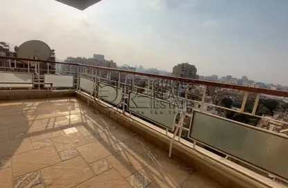 Apartment - 3 Bedrooms - 3 Bathrooms for sale in Al Kamel Mohamed St. - Zamalek - Cairo