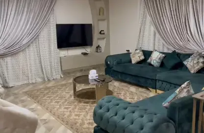 فيلا - 3 غرف نوم - 3 حمامات للبيع في المنطقة السياحية - الحي المتميز - مدينة 6 أكتوبر - الجيزة