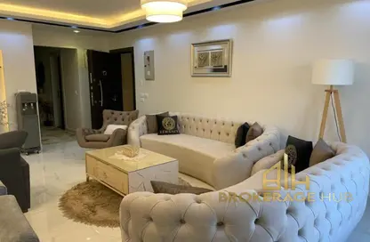 Apartment - 2 Bedrooms - 2 Bathrooms for rent in Stone Residence - 5th Settlement Compounds - The 5th Settlement - New Cairo City - Cairo
